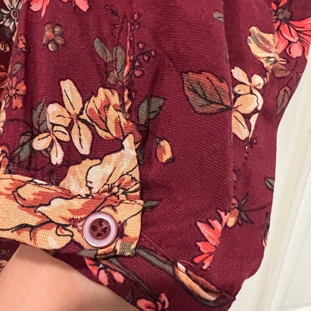 Torrid Floral Blouse - Picture 4 of 6